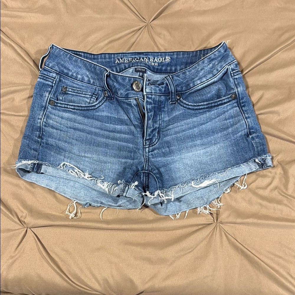 American Eagle Outfitters Blue Jean Shorts Distressed Cut-Offs